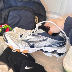 Mizuno Wavebolt 6 Volleyball Shoes